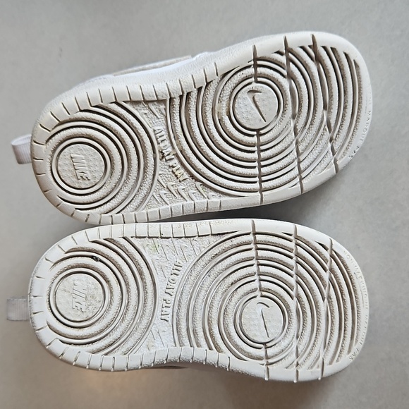 Nike Court Borough Low Sneakers - Picture 8 of 10